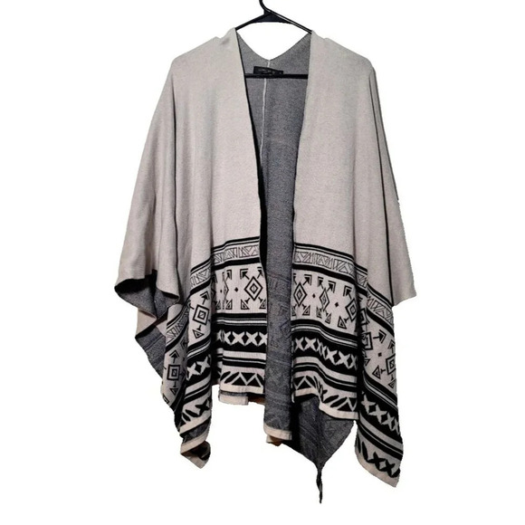 Love Tree Poncho M/L Aztec Open Stretch Southwestern Tribal Festival Beige Boho - Picture 1 of 12